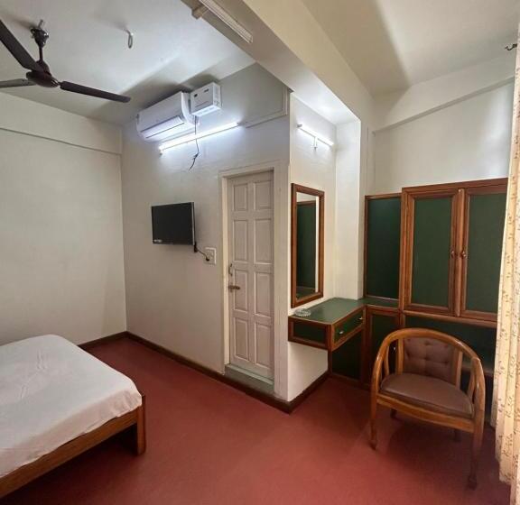 בית מלון כפרי Urban Living