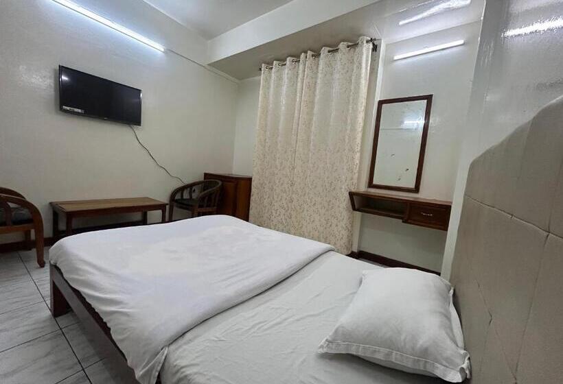 בית מלון כפרי Urban Living