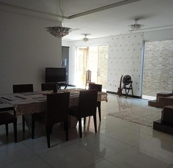 پانسیون Elizondopousada