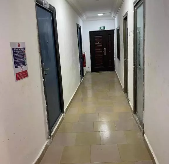 ペンション Obaahemaa Owiredua Royal Castle Guest House