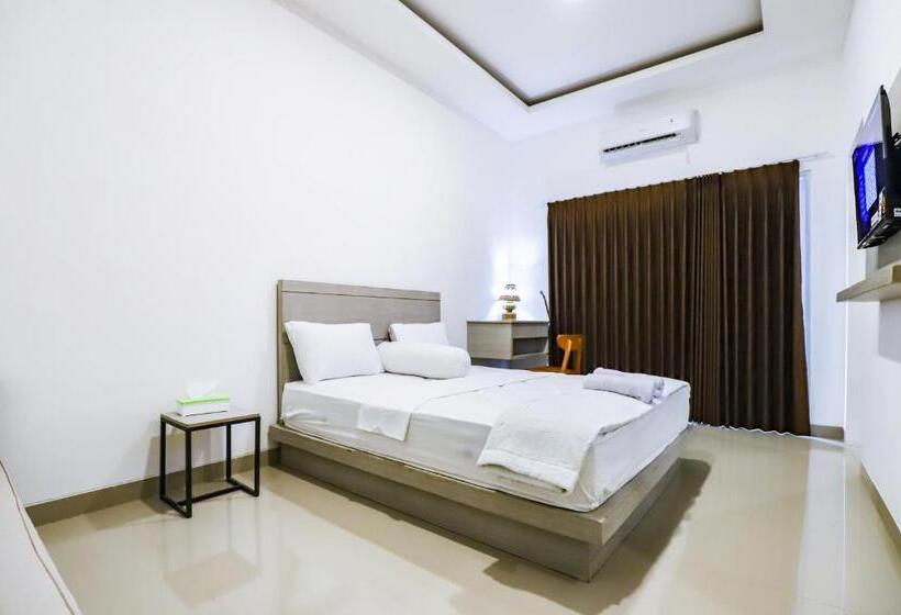펜션 White Blue House 6 Pvt Room, Shared Pool&kitchen
