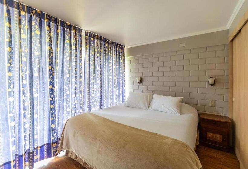 Apart Hotel La Herradura Caja Los Héroes