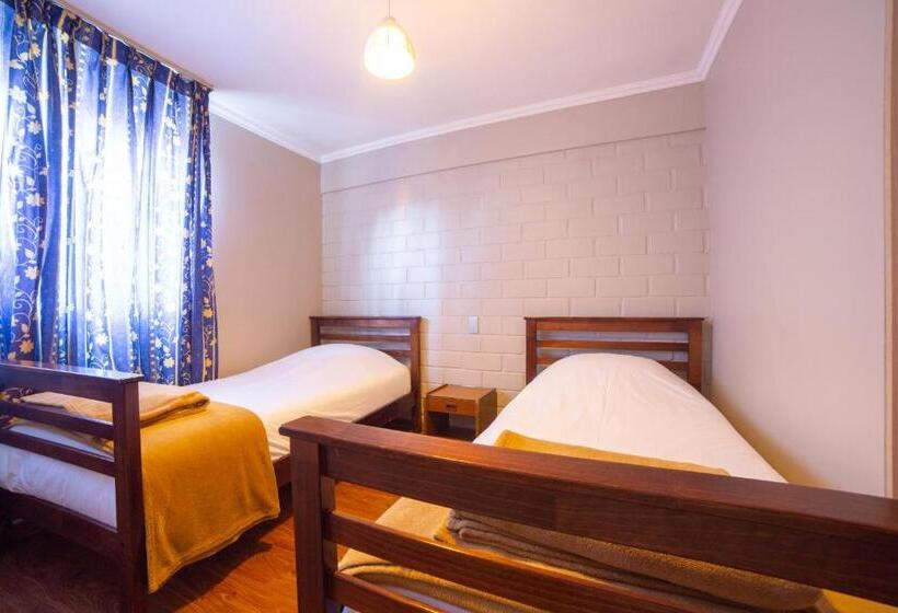 Apart Hotel La Herradura Caja Los Héroes