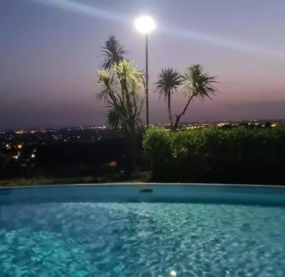 تختخواب و صبحانه Baglio Di Luna