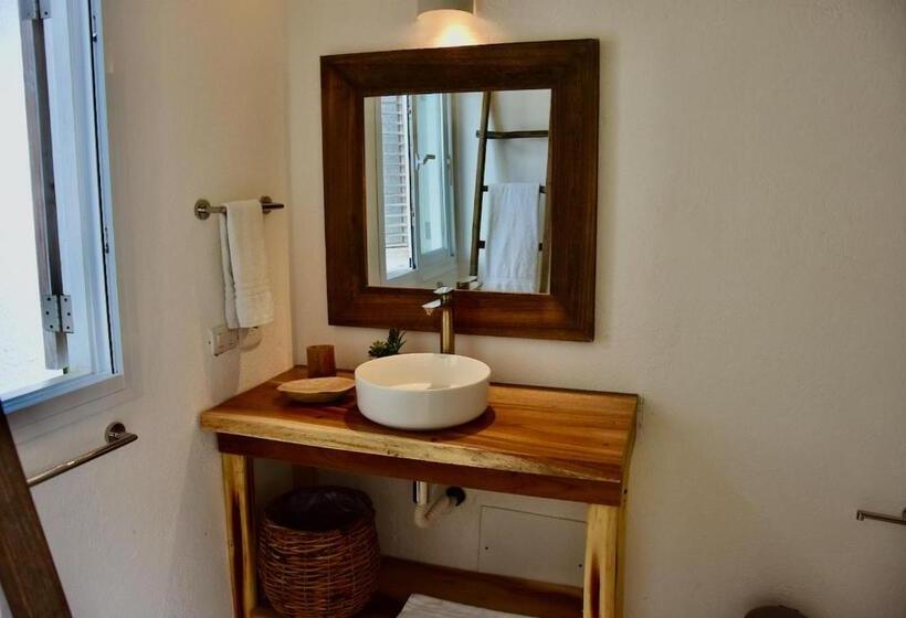 تختخواب و صبحانه Jandalavillage