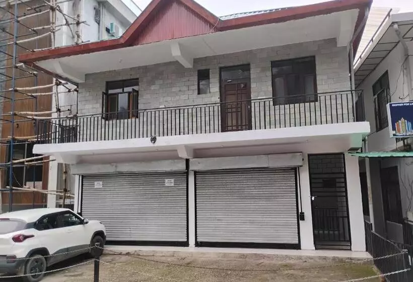 ベッドアンドブレックファースト Swaran Bnb Near Mcleodganj