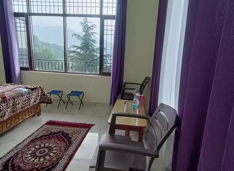 ベッドアンドブレックファースト Swaran Bnb Near Mcleodganj