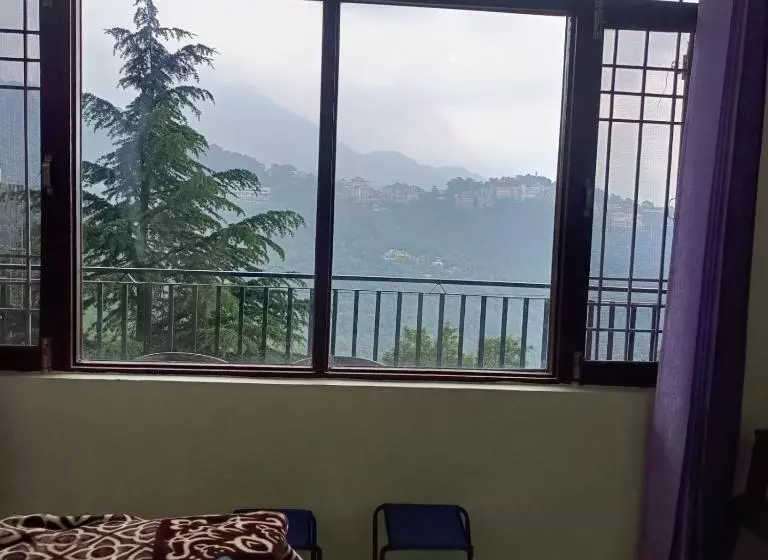 ベッドアンドブレックファースト Swaran Bnb Near Mcleodganj