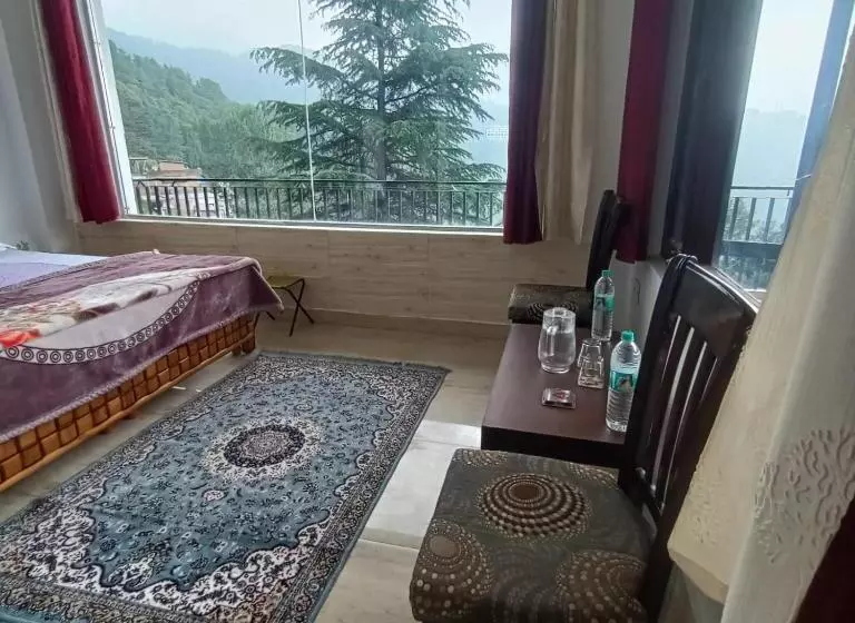 ベッドアンドブレックファースト Swaran Bnb Near Mcleodganj