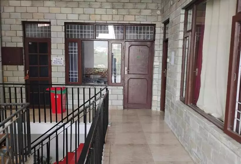 ベッドアンドブレックファースト Swaran Bnb Near Mcleodganj