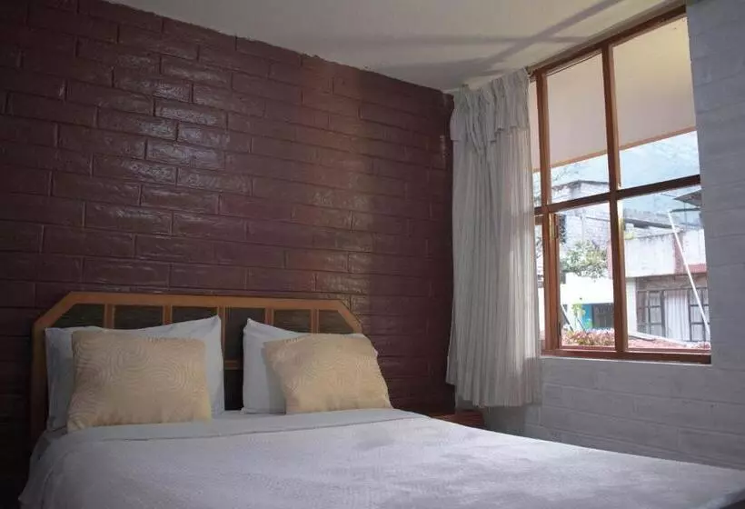 ホテル Hostal El Eden