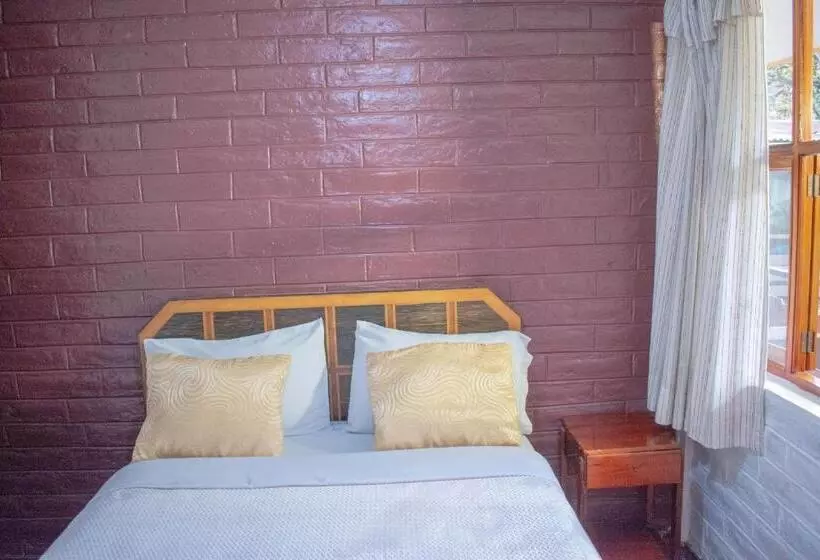ホテル Hostal El Eden