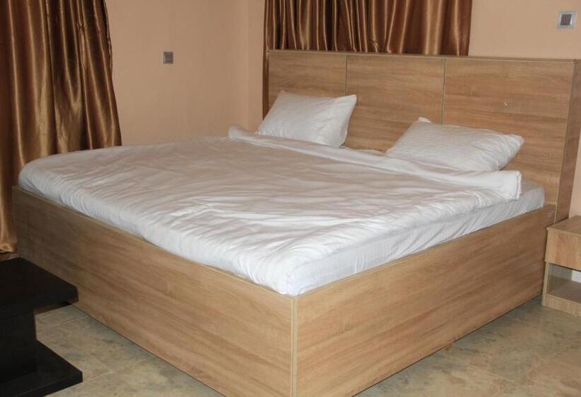 Отель Malare Palace