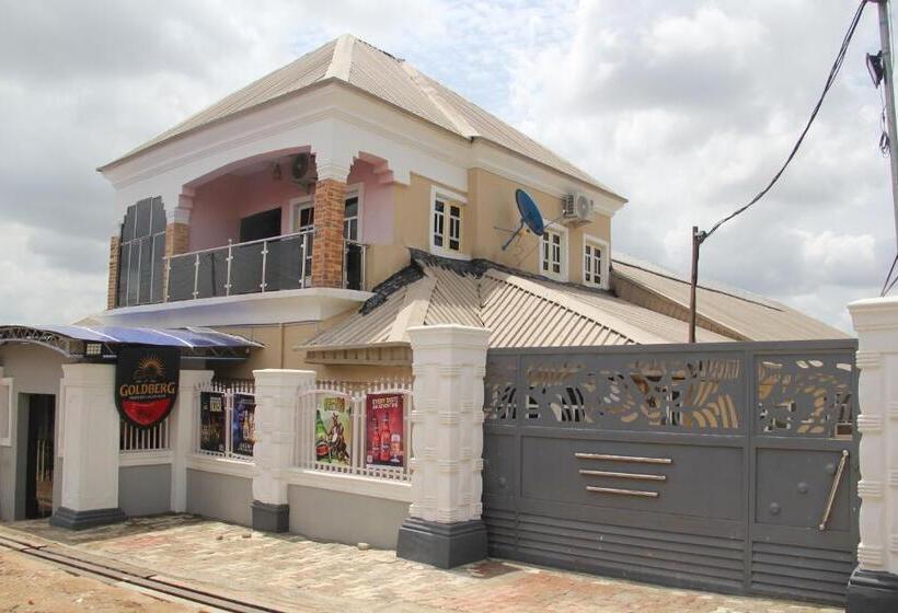 Отель Malare Palace