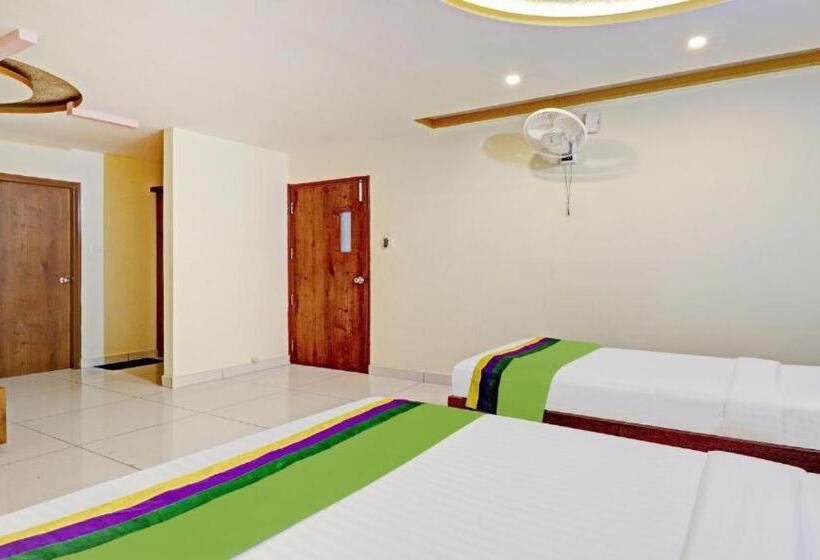 호텔 Skanda Suites