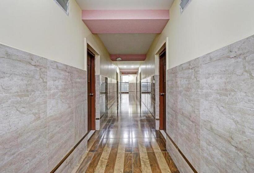 호텔 Skanda Suites