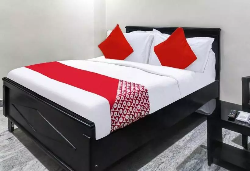 Super Hotel O Kannur