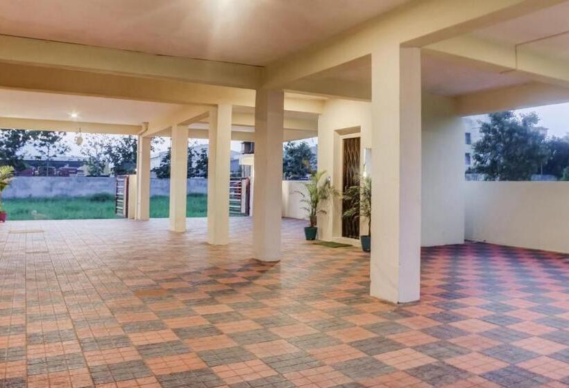 Super Hotel O Kannur