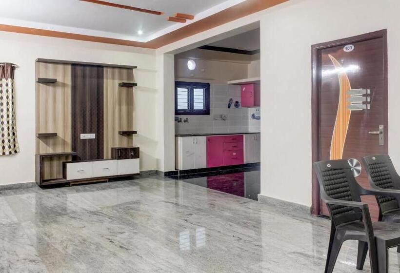 Super Hotel O Kannur