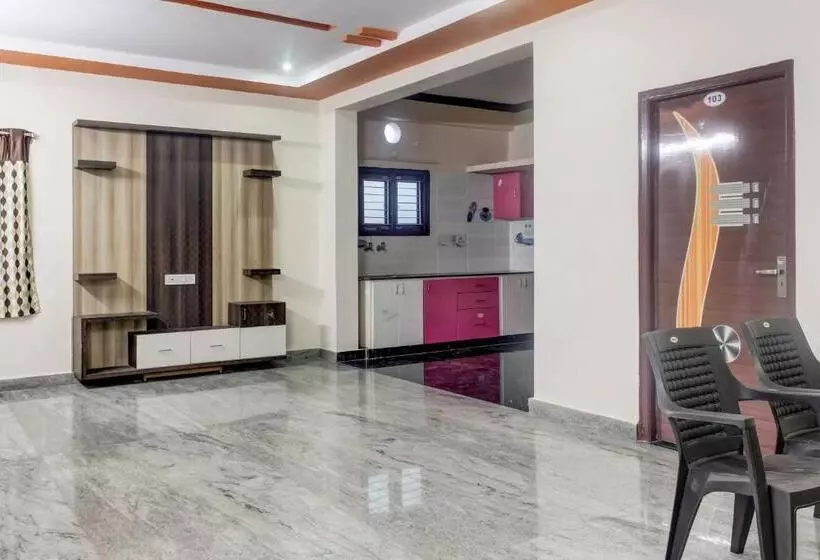 Super Hotel O Kannur