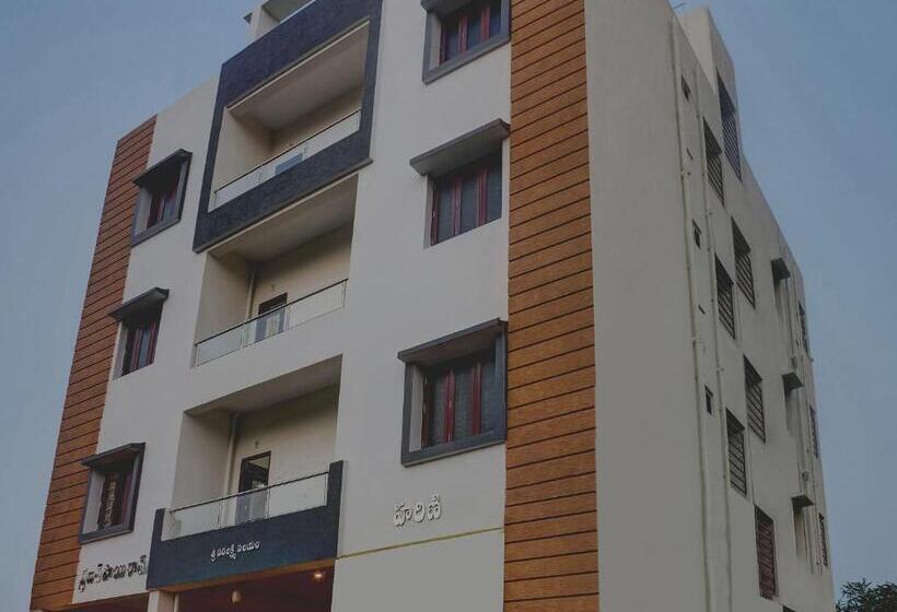 Super Hotel O Kannur