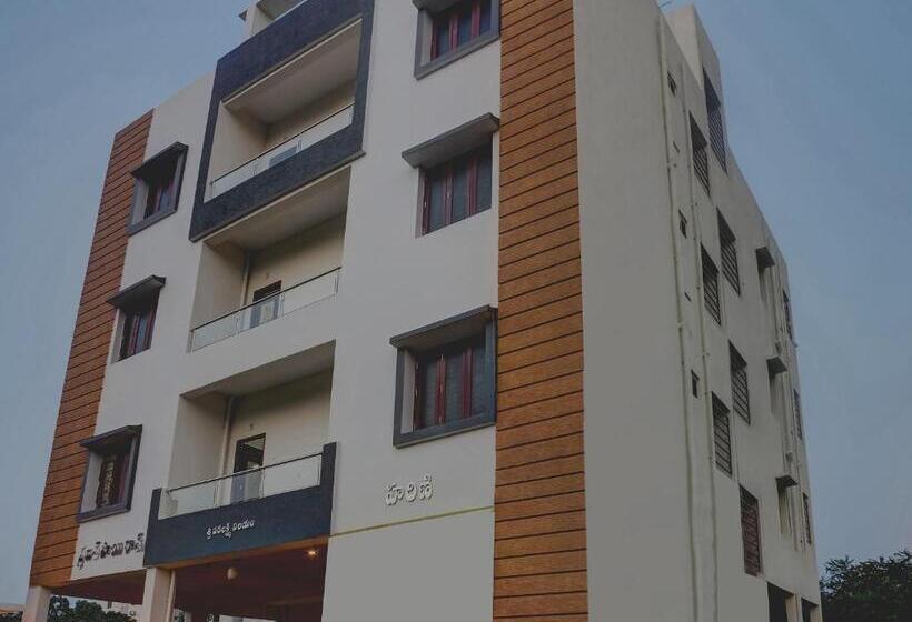 Super Hotel O Kannur