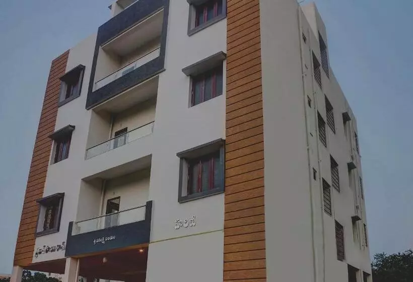 Super Hotel O Kannur