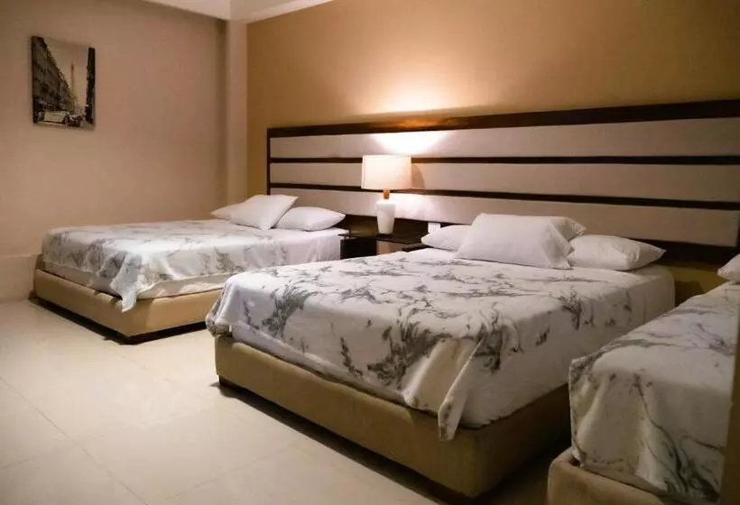 Infinity Suites Habitación Triple