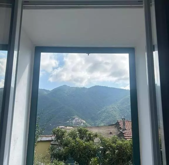 ペンション Affittacamere Montale