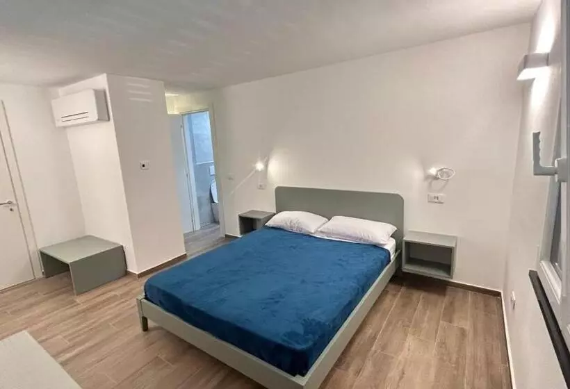 ペンション Affittacamere Montale