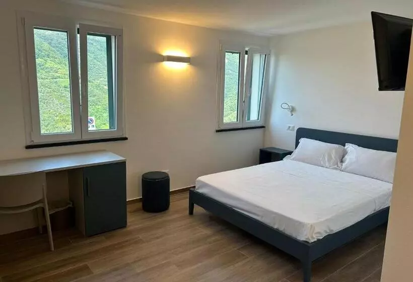 ペンション Affittacamere Montale