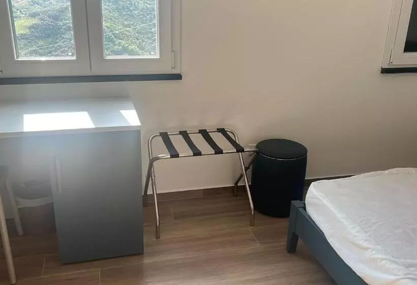 ペンション Affittacamere Montale