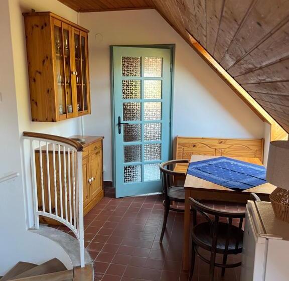 Пансион Bor és Kenyér