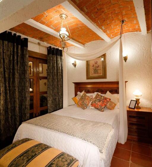 بنسيون La Casa De Las Poesías