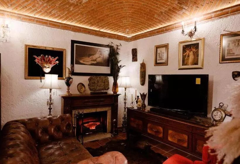 ペンション La Casa De Las Poesías