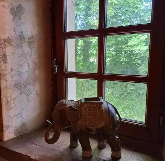 Majatalo La Queue Du Chat