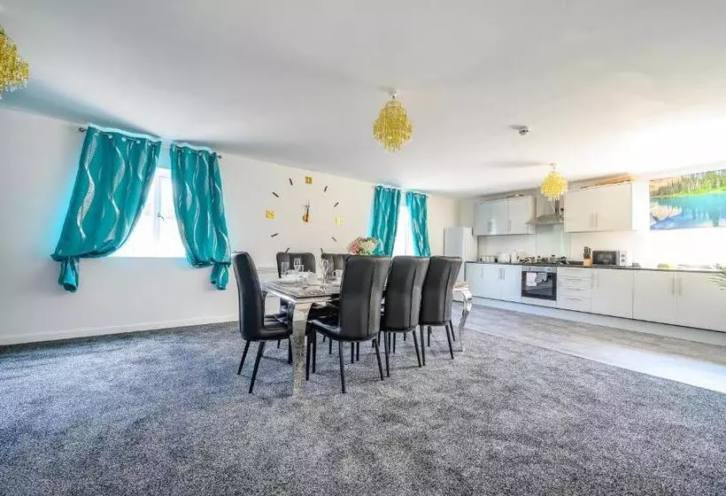 ペンション Rb 2f 421  For Your Relaxed, Cosy Stay, Parking