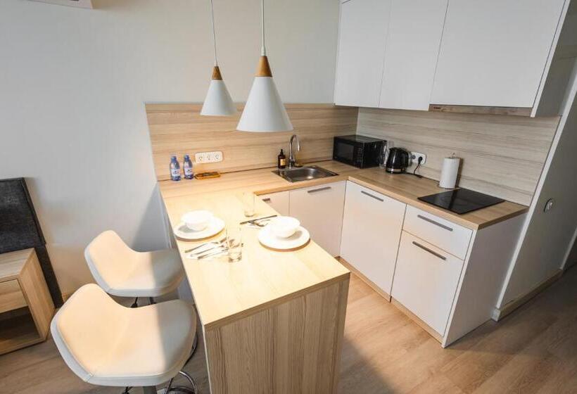 استراحتگاه Astana Aparts апартаменты в Yes Apart 2 комнатная люкс