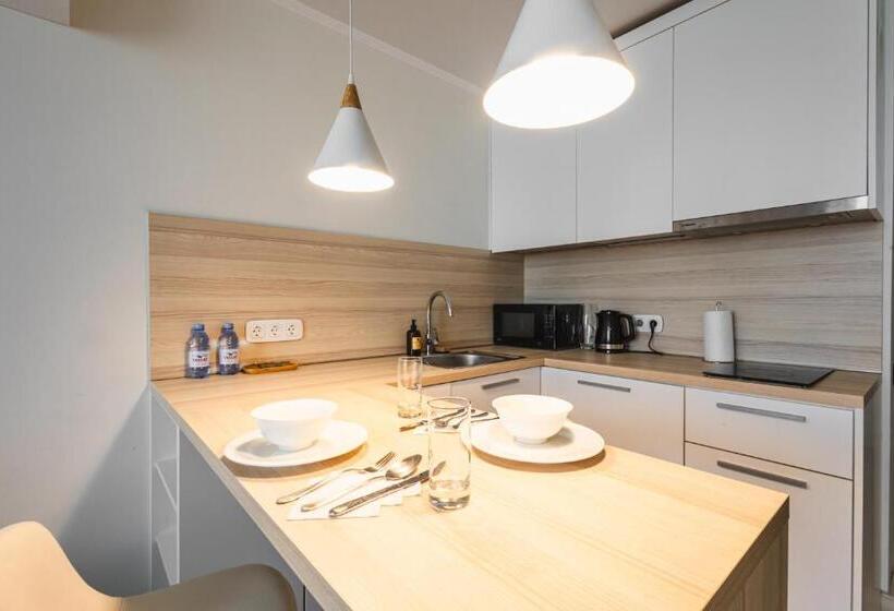 استراحتگاه Astana Aparts апартаменты в Yes Apart 2 комнатная люкс