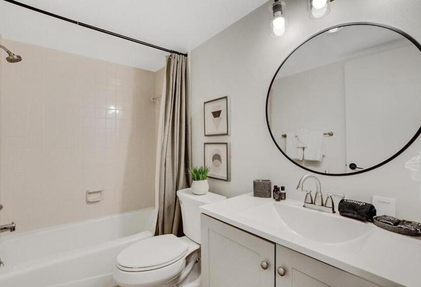 منتجع Sugar Sand Sanctuary Beach Condominium