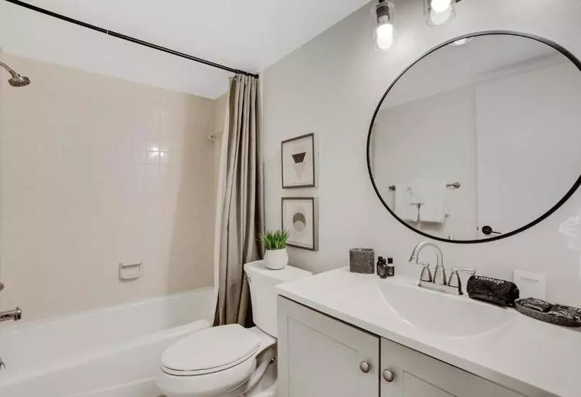 استراحتگاه Sugar Sand Sanctuary   Beach Condominium