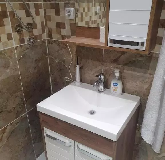 هتل Bora I Draga