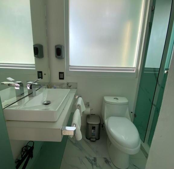 בית מלון כפרי Crown