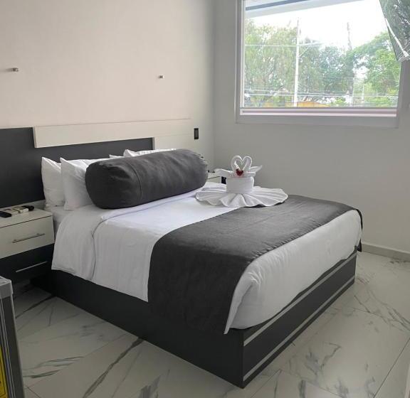 בית מלון כפרי Crown