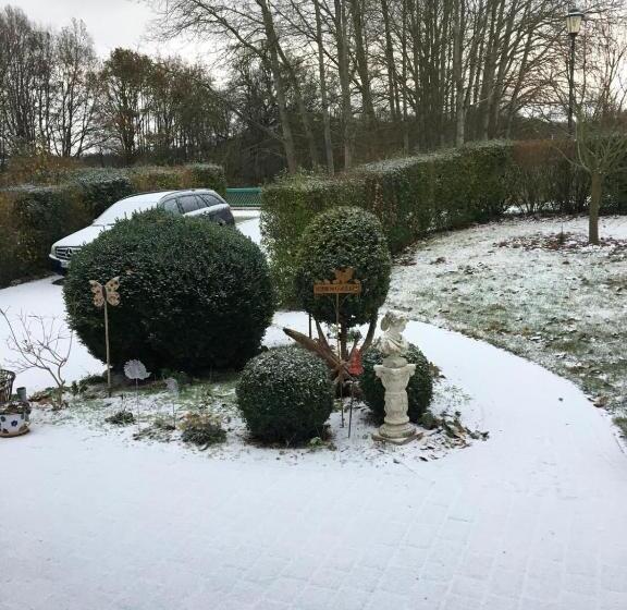 فندق Fewo S Am Gutshaus Im Ostseeland