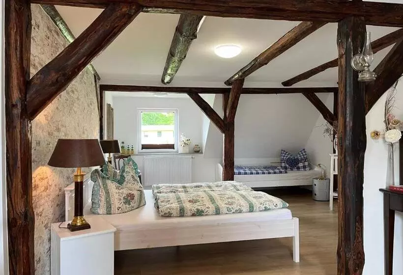 ホテル Fewo S Am Gutshaus Im Ostseeland