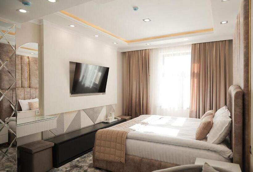 هتل Reikartz Qarshi