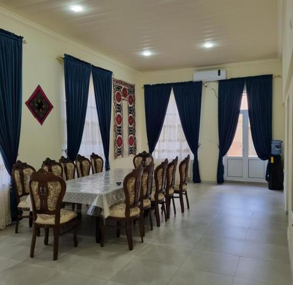 پانسیون старинная крепость азиза