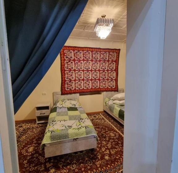 پانسیون старинная крепость азиза