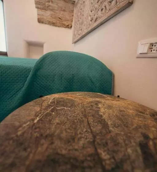 ペンション Home 5   Alcova